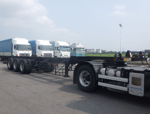 40FT3軸コンテナトレーラー　積載30,480kg　トレクス