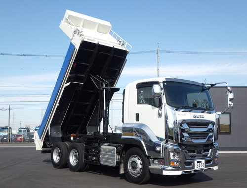 車検R8.9月迄	未使用車　2デフ　新明和　ダンプ