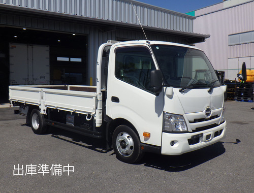 ワイドロング　全低床　積載3ｔ　車輌総重量6,515kg