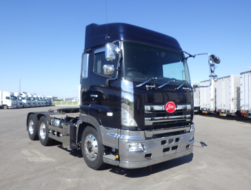 トラクタ　ハイルーフ　後輪エアサス　2デフ　AT